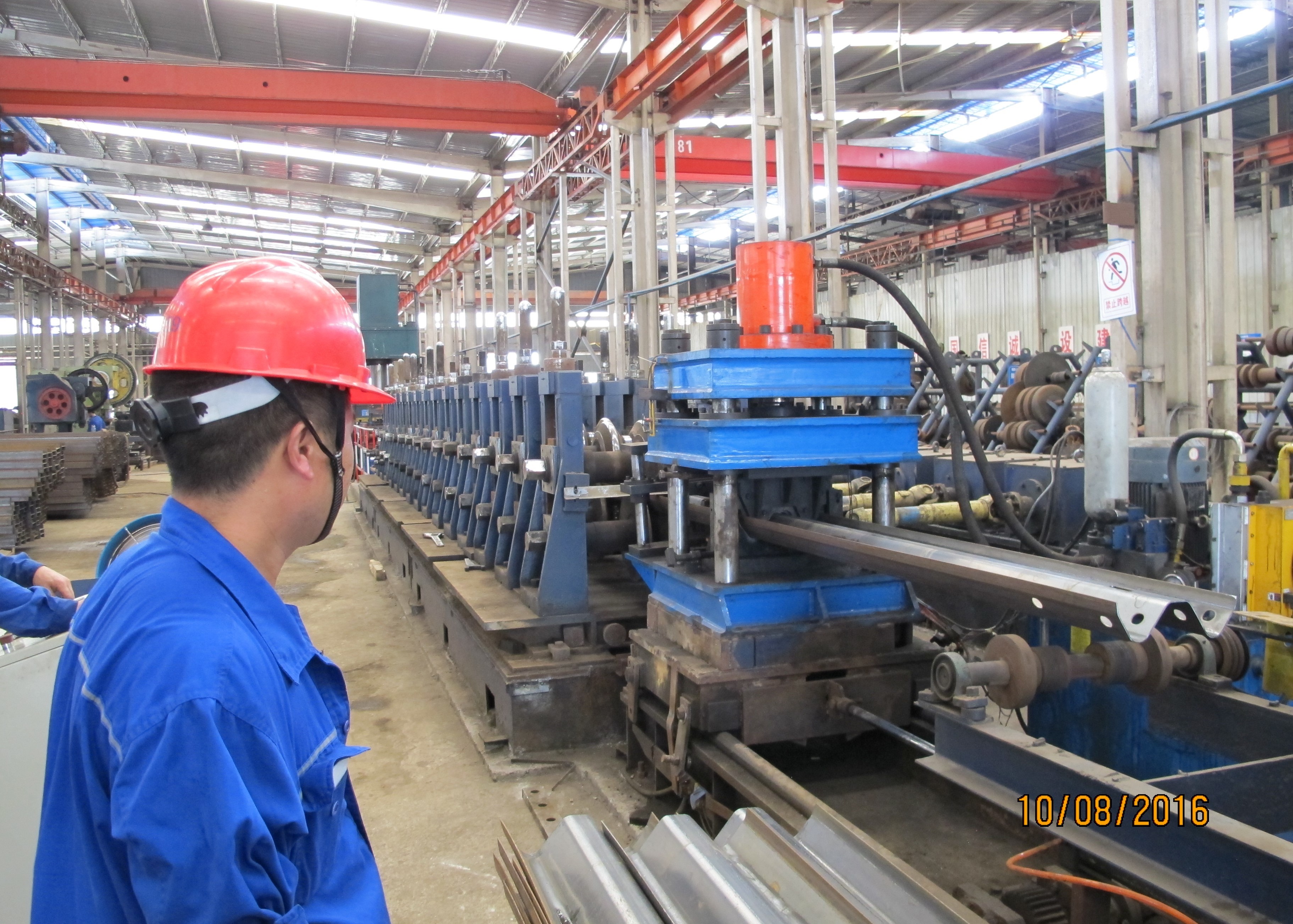 NO 1 supplier in China .W Beam .EN 1317 Standard. Highway Guardrail