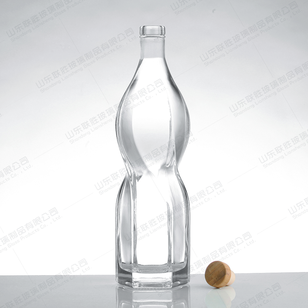 Custom Size Accepted Glass Bottle With Cork Cap For Whisky Liquor Base Material Glass