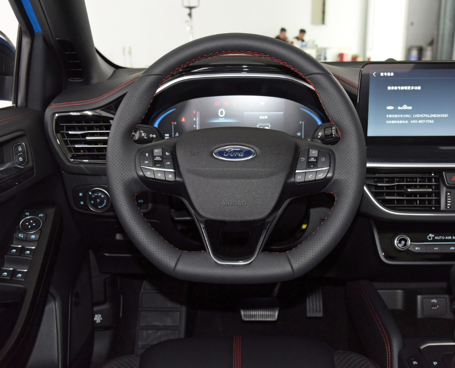 Ford Focus 2022 Three-compartment Automatic Gasoline 5 Seats Sedan