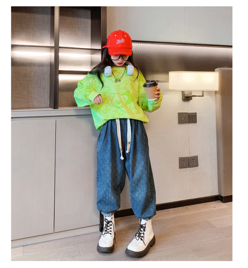 Fluorescent Green Bear Print Fashion Childrens Clothes Girls Cartoon Two Piece Set Korean Edition