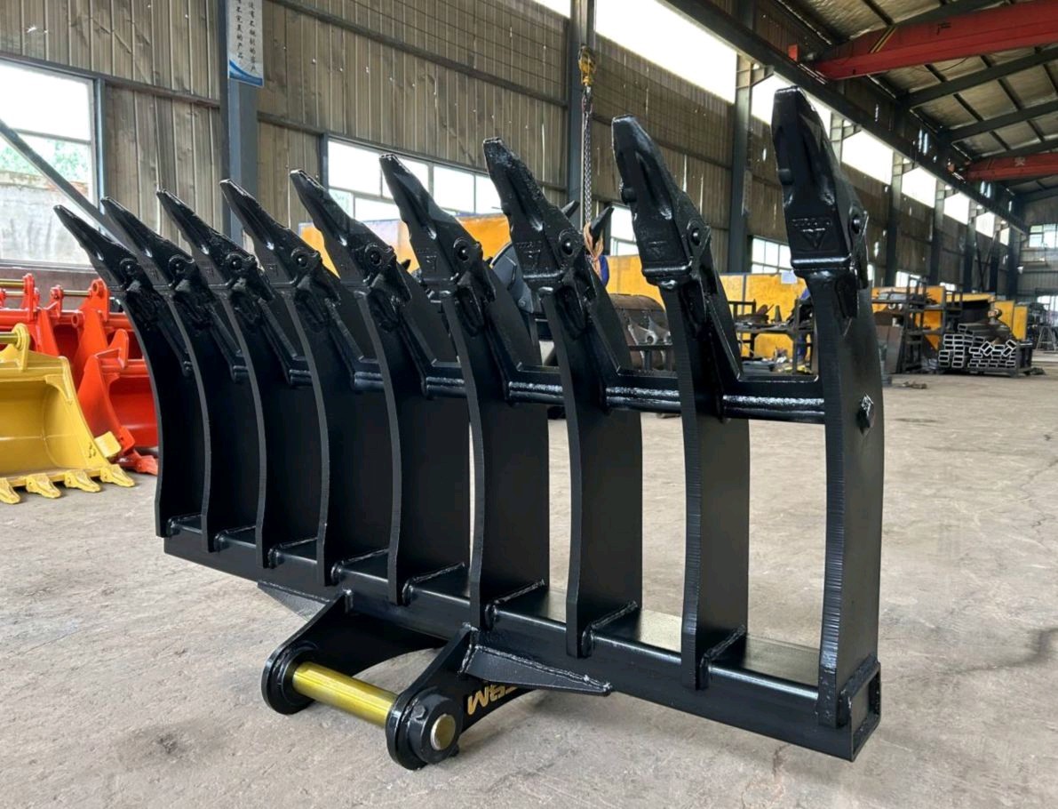Q355B Excavator Rake Bucket For Land Clearing Hitachi 200 Cat 320 Komatsu 210