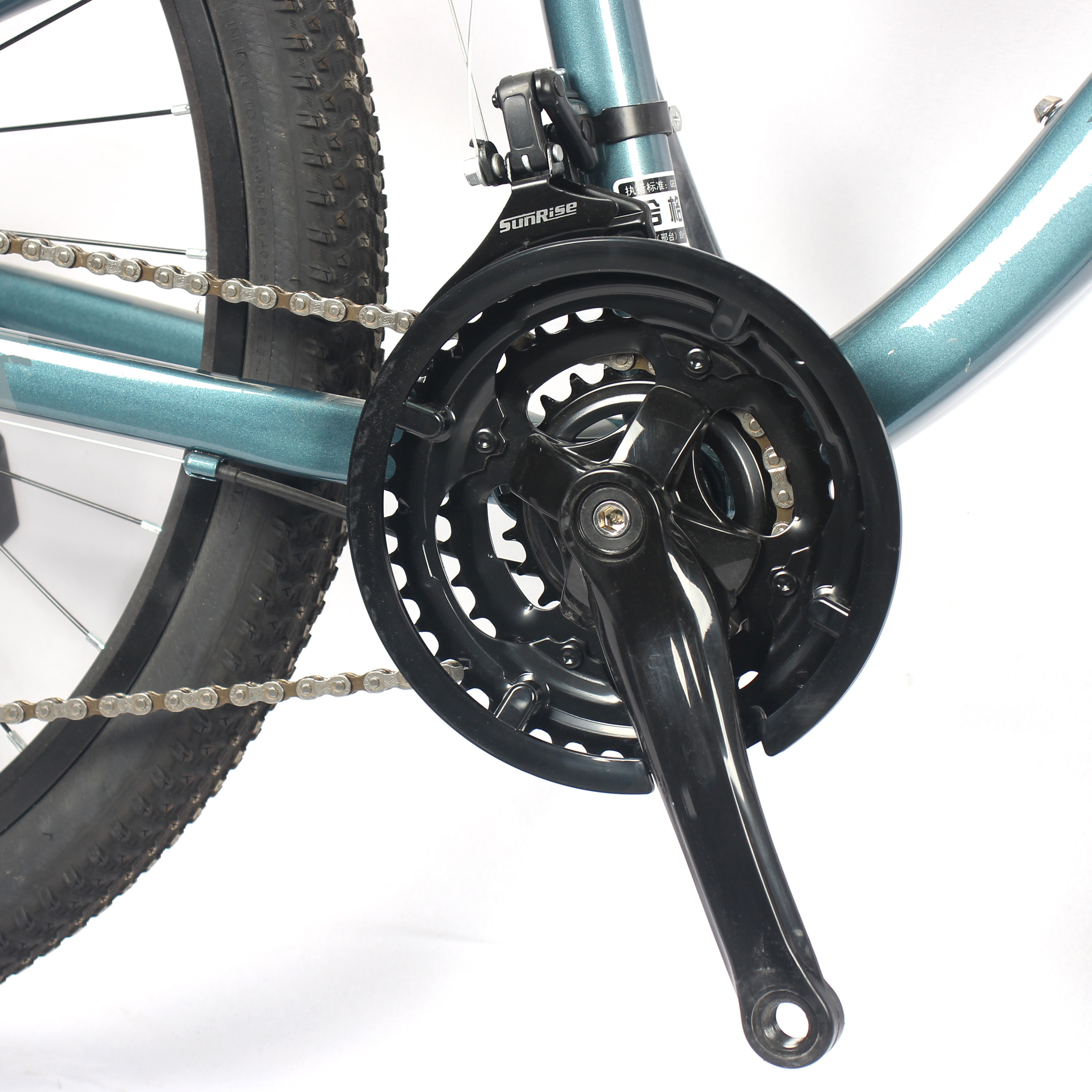 24 Speed Mountain Bike With Shimano Tourney Rear Derailleur And Suntour XCT Fork