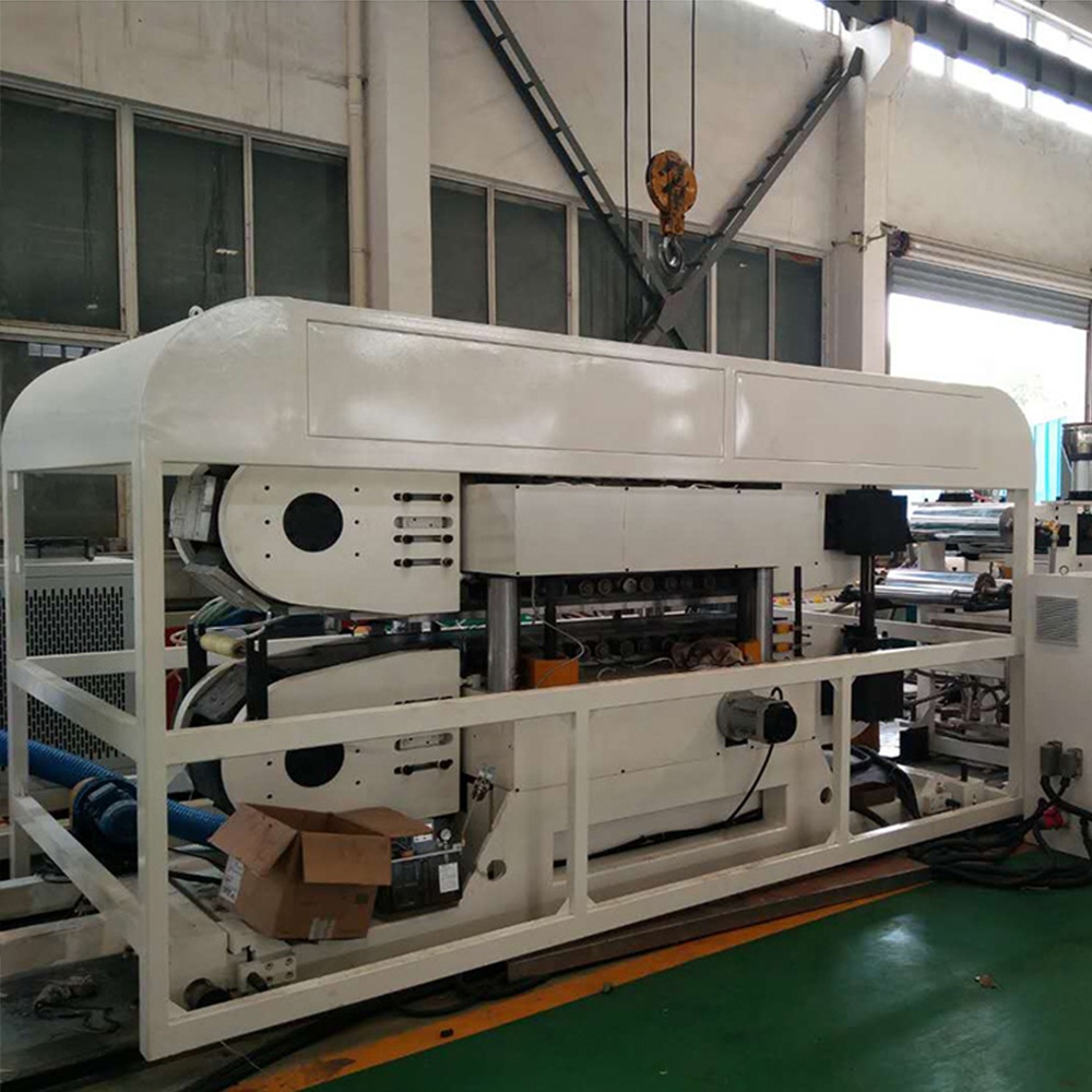 Screw Speed rpm 32.9 rpm Double Screw Design PVC Faux Board Extrusion Line PVC Extruder