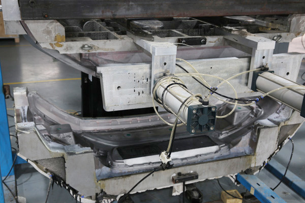 Rapid Prototyping Sample Of Labor Analgesic Equipment Shell