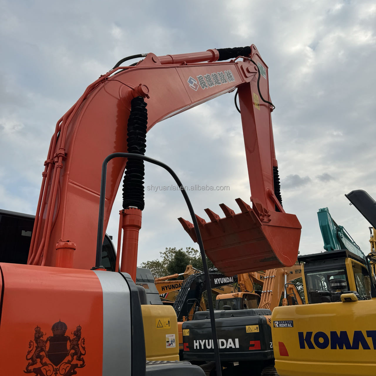 Used ZX200 Excavator with 1.1m3 Bucket Capacity in Good Condition in Japan Original