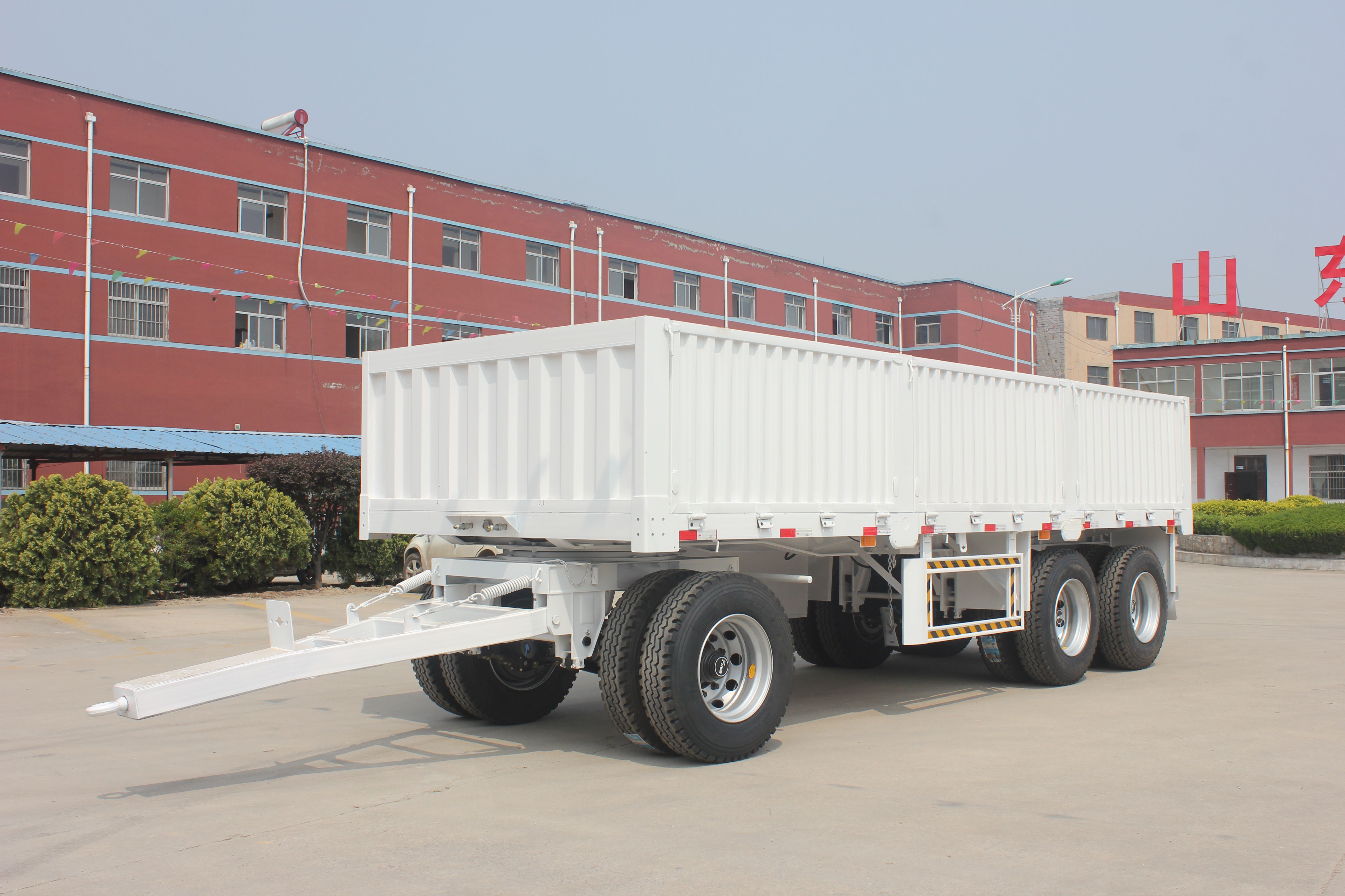 12R22.5 Tire 20tons 30tons Fence Trailer Bulk Cargo Tractor Hydraulic Dump Full Trailer