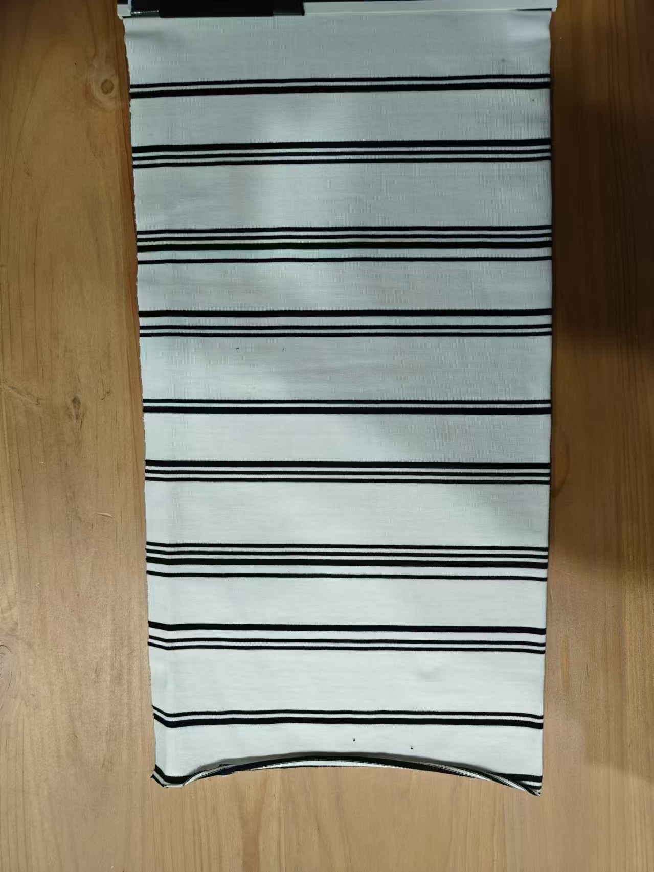 Simple Skin-Friendly And Soft Comfortable Striped Material Fabric For T-Shirt