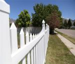 White Rigid Vinyl Picket Fence HDPE Picket Fence UV Resistance Picket Fence