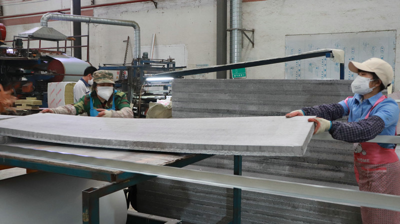 Waterproof 80kg/M3 Wall Insulation Silica Sandwich Panel