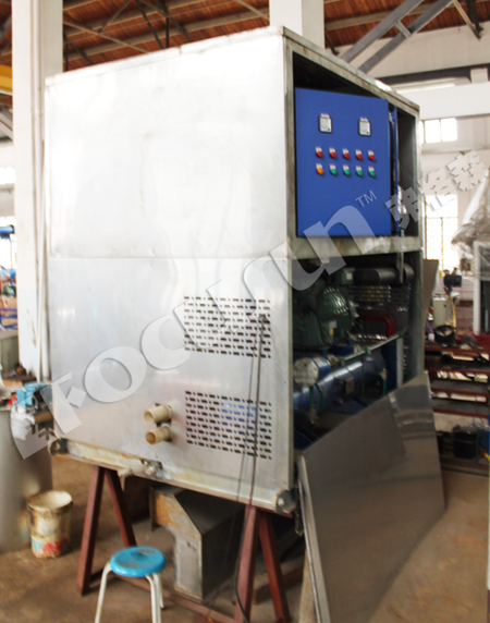 Commercial Cube Ice Maker Machine with Transparent Design and Automatic Operation