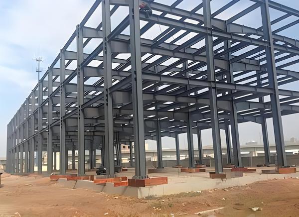 Galvanized Color Steel Plate Steel Structure Canopy Customized Door Size