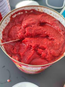 Quality 100% Fresh Tomato Canned Tomato Paste with Fruit Addtives 2 Years Expiry Date wholesale