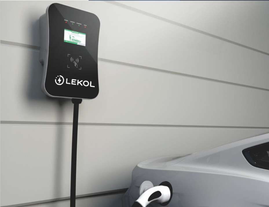 Single Phase Wall Box Ev Charger Station With Type2 Cable 32A