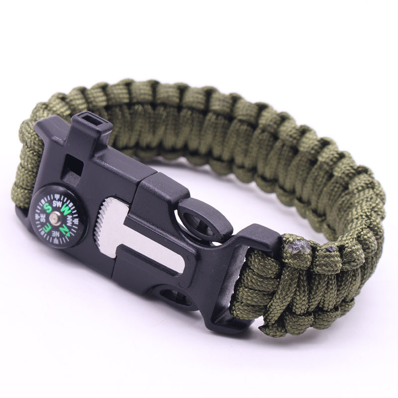 Outdoor Multifunctional Survival Paracord Bracelet with Fire Starter Whistle Buckle