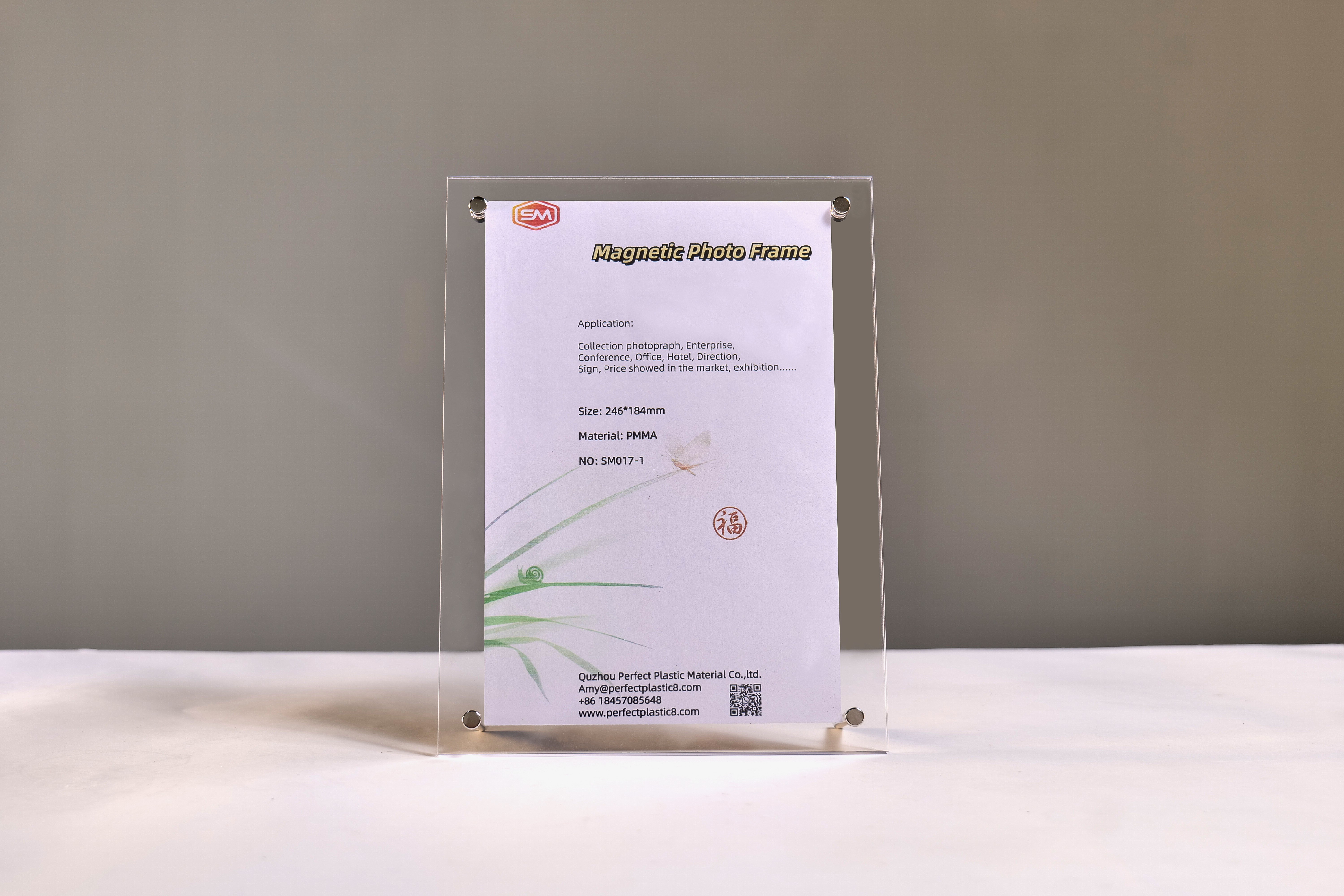 Desktop 6Inch Digital Photo 4x6 Acrylic Frames With Stand Cutomized Menu