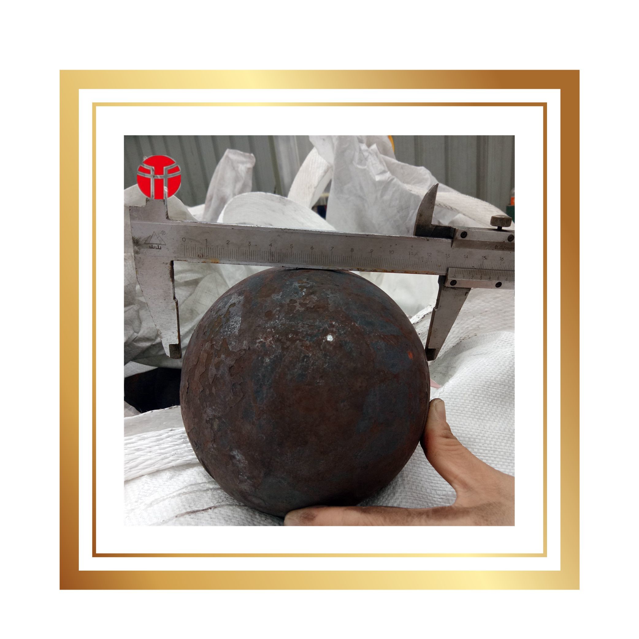 100mm B3 Solid Steel Ball , 65HRC Steel Forged Ball Custom Made