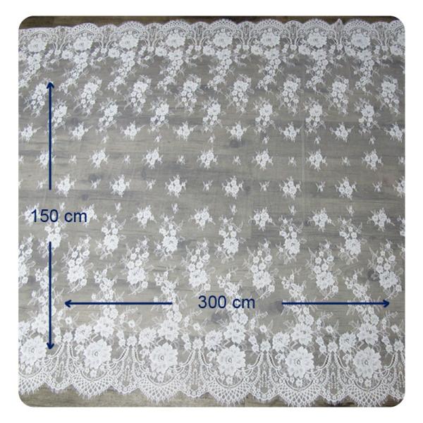 Eco - Friendly Dyeing Wedding Dress Chantilly Lace Fabric , Ivory Repeated