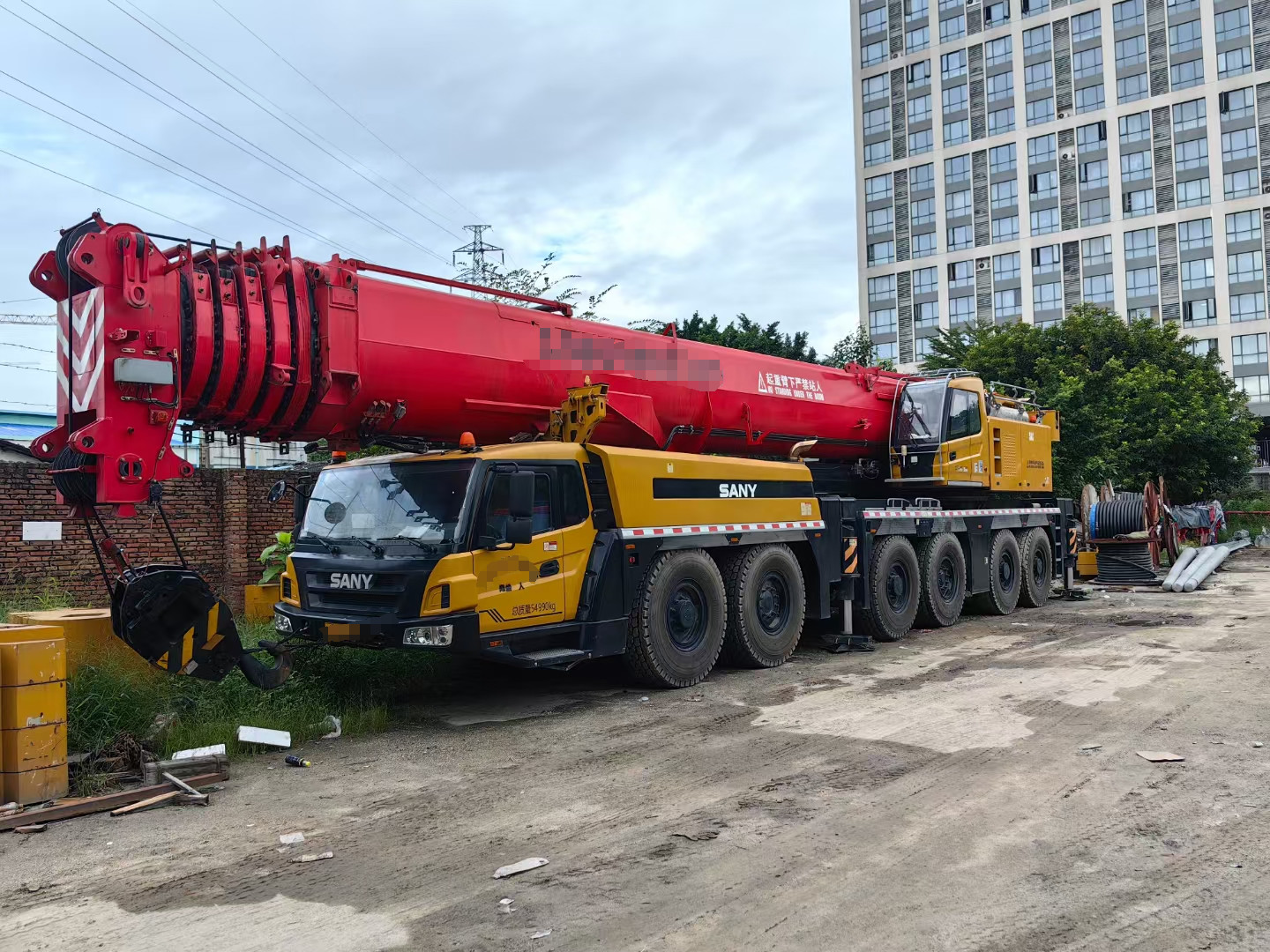 SANY SAC3000T Used Truck Cranes 300 Ton Mobile Crane with Hydraulic Straight Arm Boom Type 2021 Year Production Date