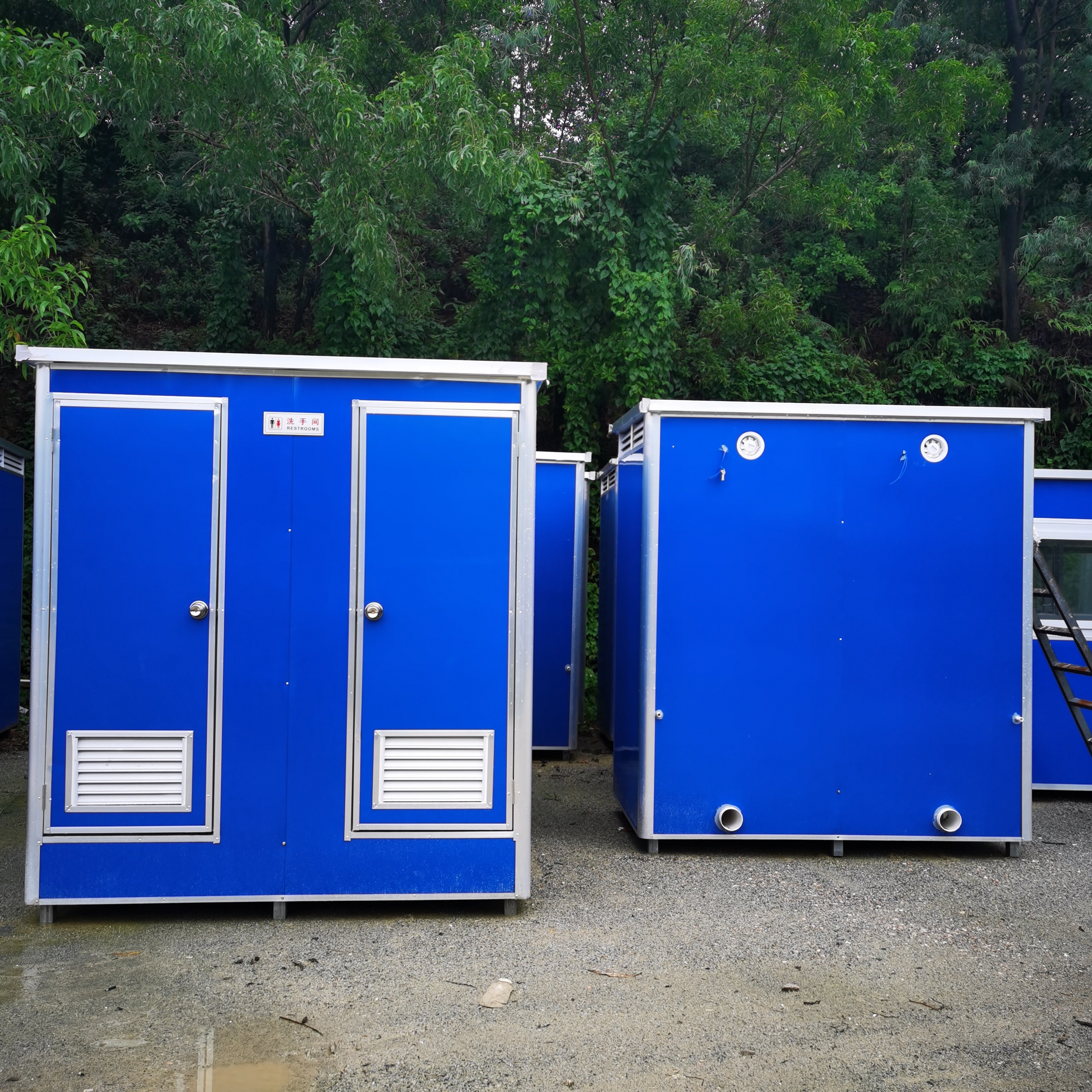 Customized Mobile Steel Portable Toilet Prefabricated WC Sitting For Camping