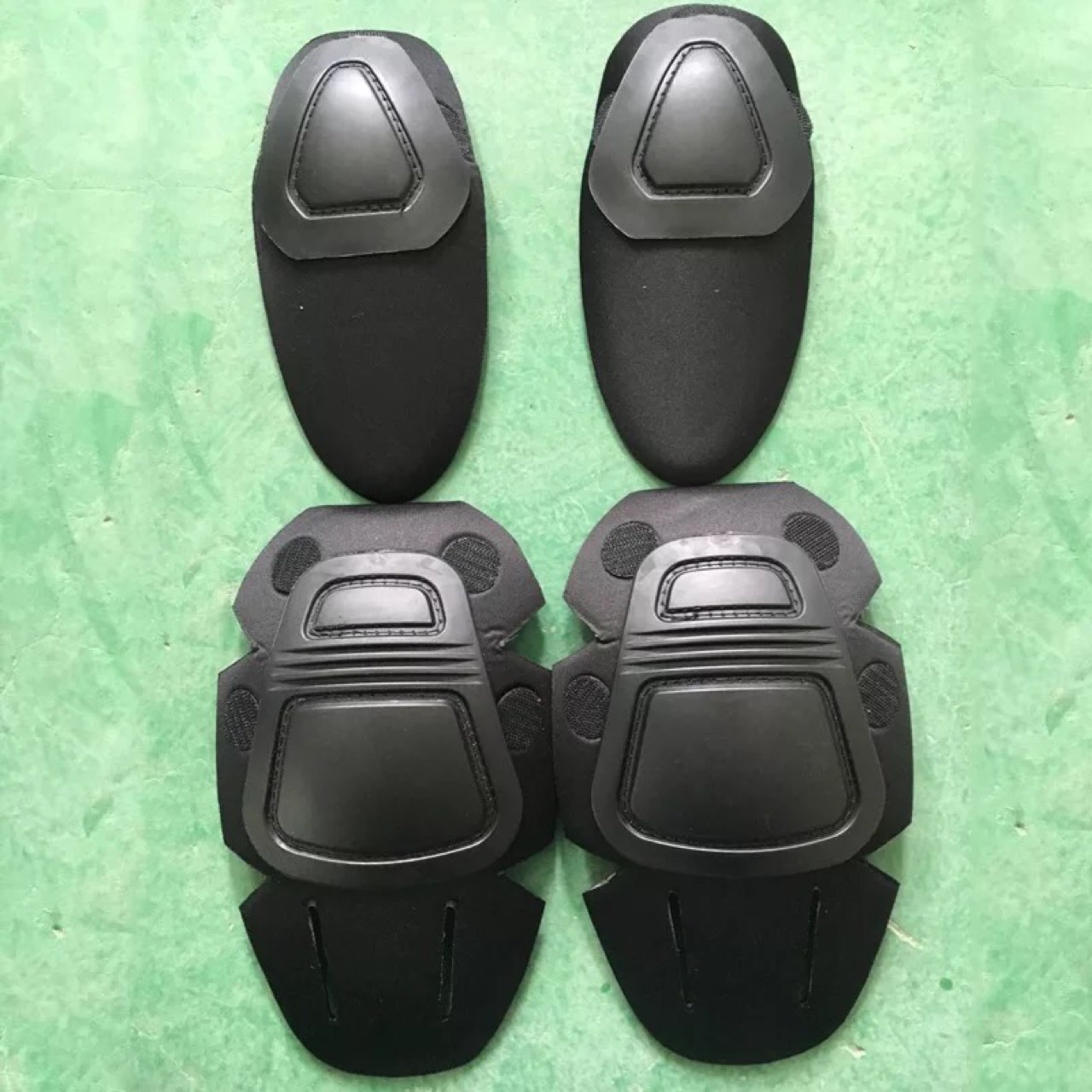 Resistant One Size Fits All Frog Suit Knee and Elbow Pads for Safety Outdoor Training Gear