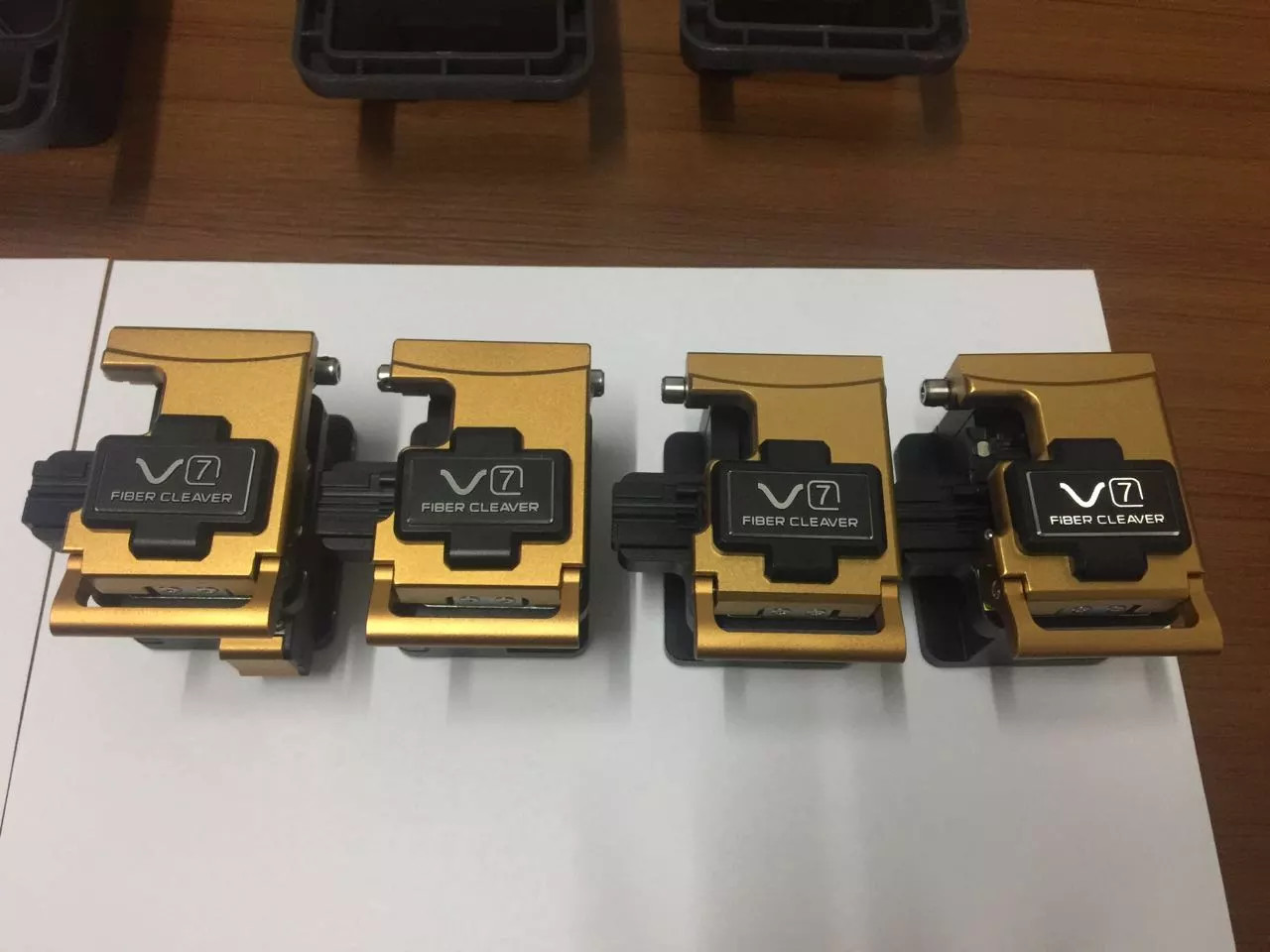 High Precision INNO V7 Fiber Cleaver Universal holder easy operation