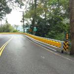 PU and PVC Material Road Safety Roller Crash Barrier for Durable Roadway