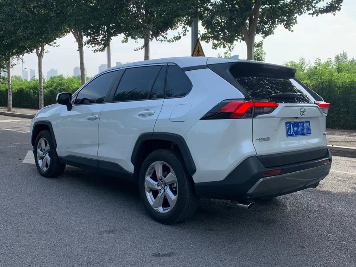 Toyota RAV4 2021 Dual Engine 2.5L CVT 4WD Elite PLUS Edition Hybrid Compact SUV