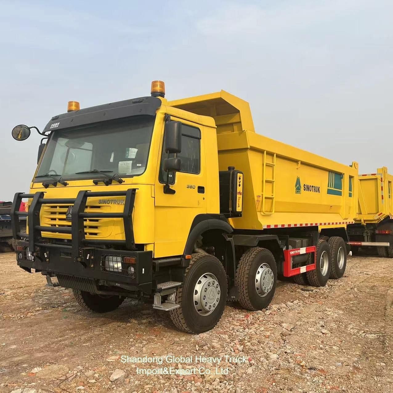 New Used Heavy-Duty Truck HOWO 371HP 400HP 6X4 8X4 Transport Dump Truck