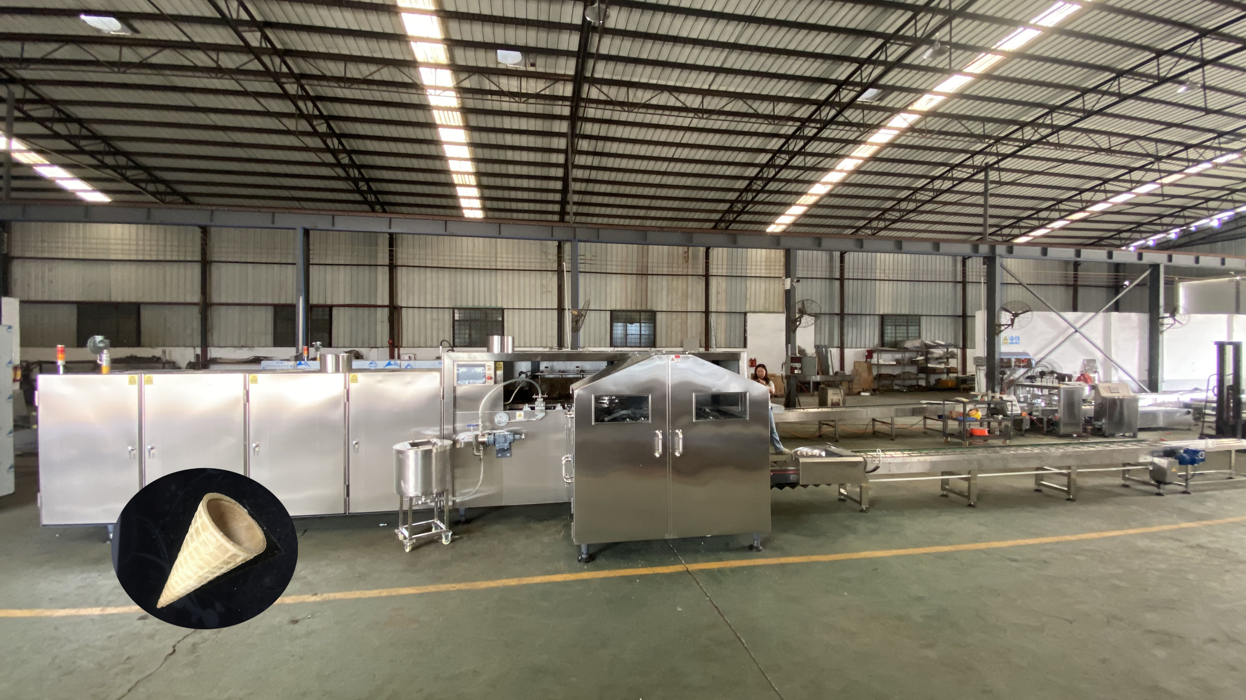 Full Automatic Ice Cream Cone Machine 7kg/H 380V Waffle Production Line