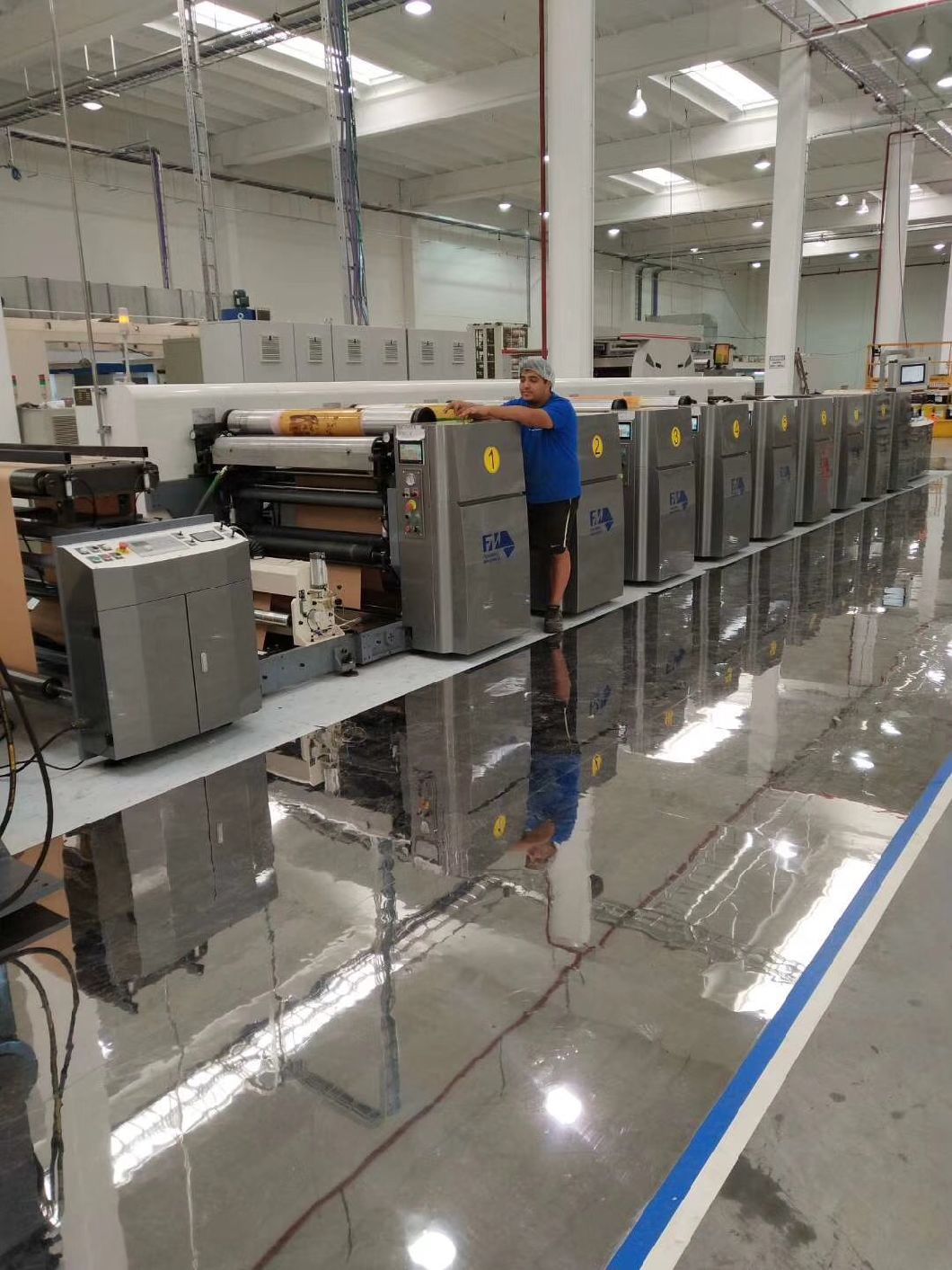 Water Based Ink 6 Color Inline Type Servo Control Flexo Printing Machine