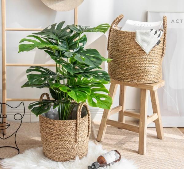 Handicraft Natural Seagrass Storage Basket With Handle ECO Friendly Kids Toy