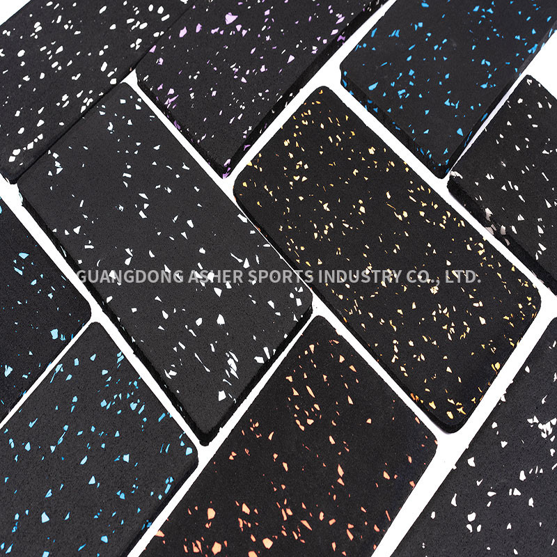 Recycled Gym Rubber Mat 50x50cm Size Slip Resistant Flooring Type