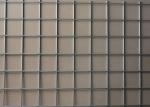 8mm Diameter Flat Surface Welded Wire Mesh Rolls Solid Welding Uniform Mesh