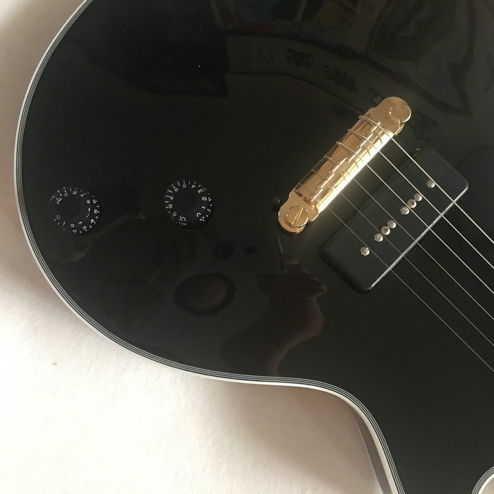 Top quality only one pickup lp custom black beautify Electric Guitar,Custom guitar,Golden hardware
