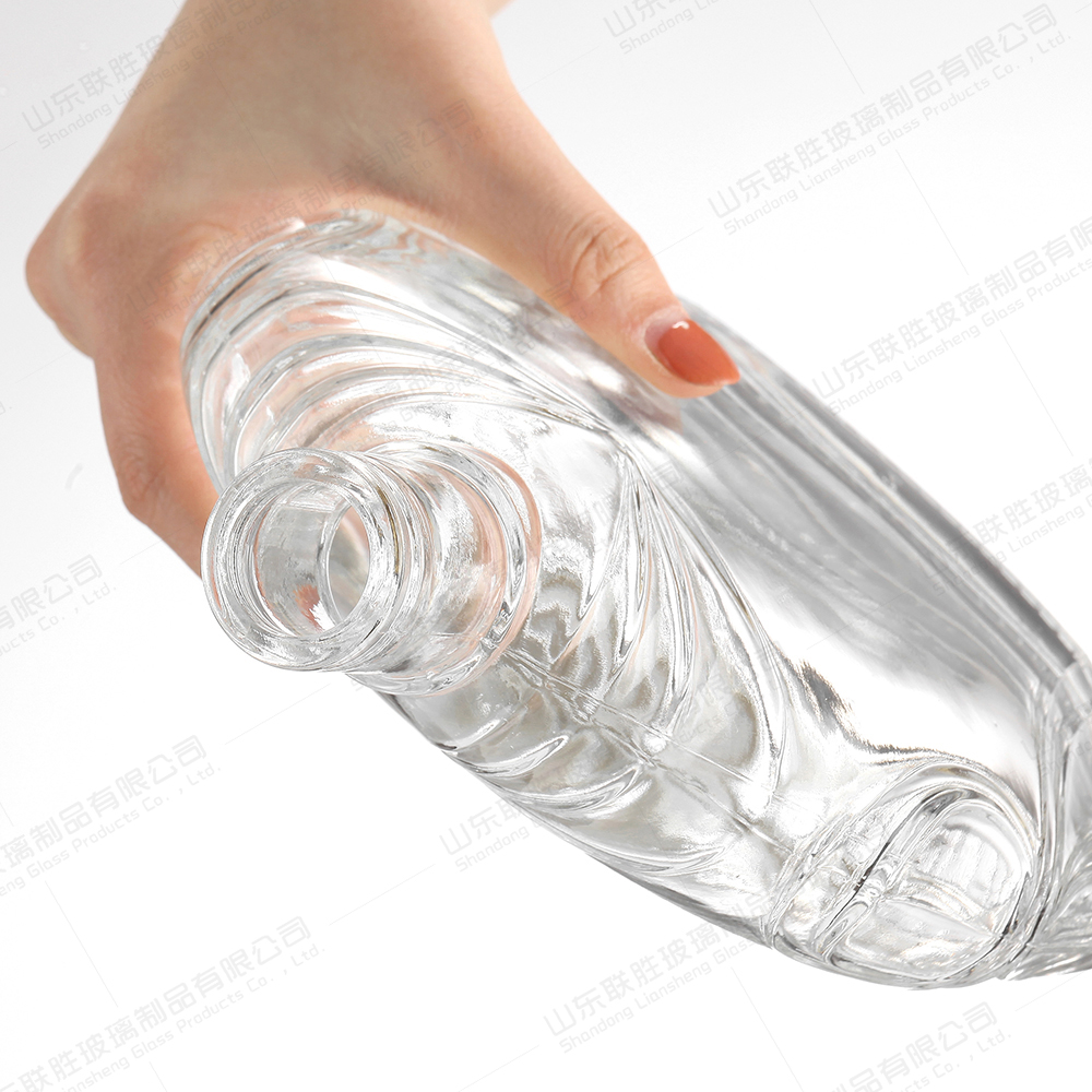 Acid Etch Surface Handling Glass Whisky Brandy Bottle with Round Crystal Stopper