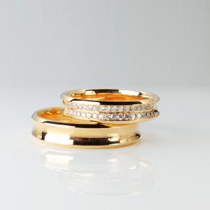 Quality Glossy ODM Men18 Engagement Gold Ring Designs For Couple wholesale