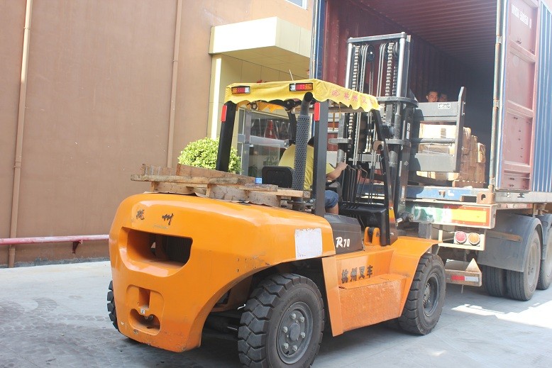 35T Vertical Clamping Horizontal Injection Molding Machine For Seal Production 95cm3 Shot Volume