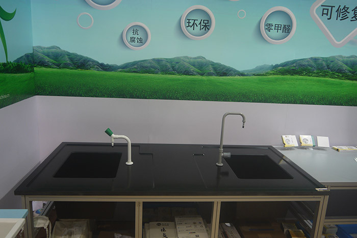 Damp proofing black color drop In sinks epoxy resin science lab furniture