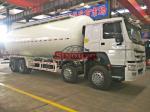 8x4 Heavy Duty Cement Bulk Carrier Truck 30m3 Tank Volume LHD / RHD Steering