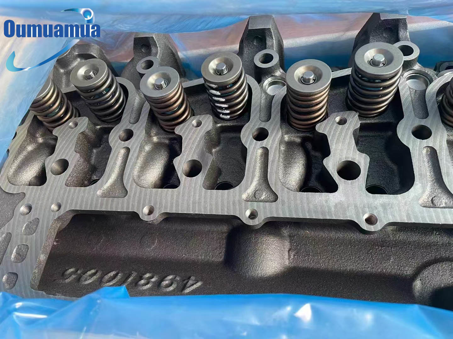 6BT5.9 Diesel Engine Cylinder Head 6D102 For Cummins 24v