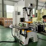 Aluminum Foil Tray Box Special Pneumatic Punching Machine 2 Cavity