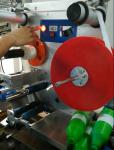 Electric Driven Round Bottle Labeling Machine for Pet Bottles 76mm Roll Diameter