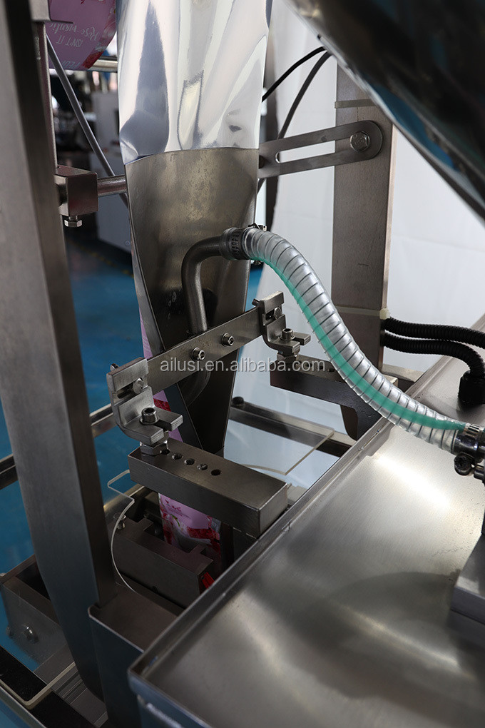 Liquid Soap / Body Lotion / Bean Sause Vertical Filling Forming Bag And Sealing Machine