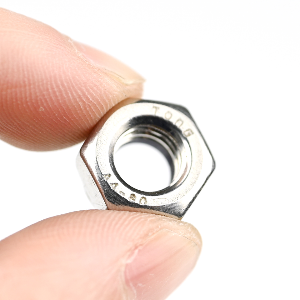 Corrosion-Resistant DIN985 A4 Stainless Steel Hex Nylon Insert Locking Nut for Longevity