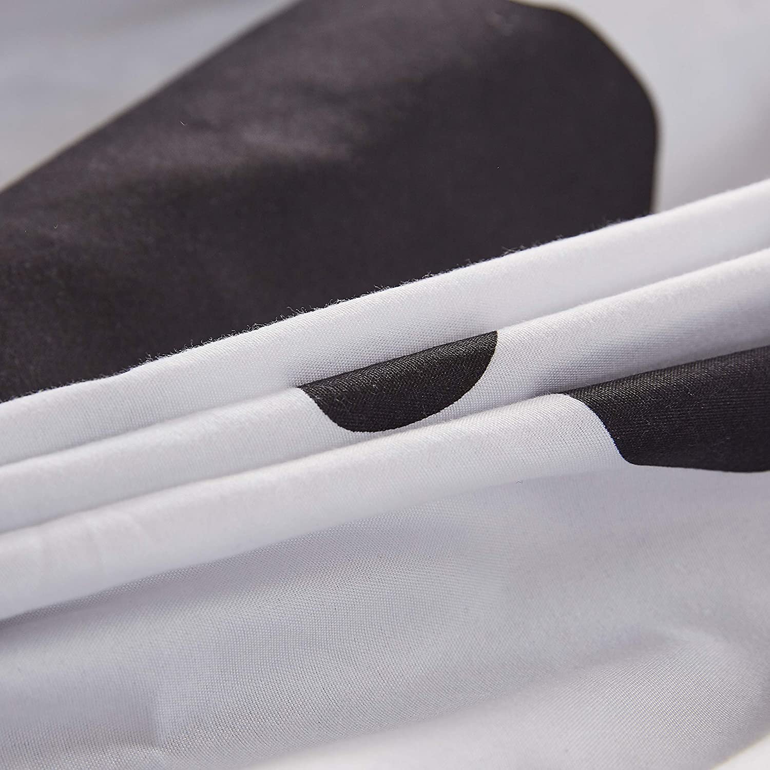 Full Size Cow Sheet Set 4PCS 1800 Thread Count Black White Cow Sheets with Deep Pockets