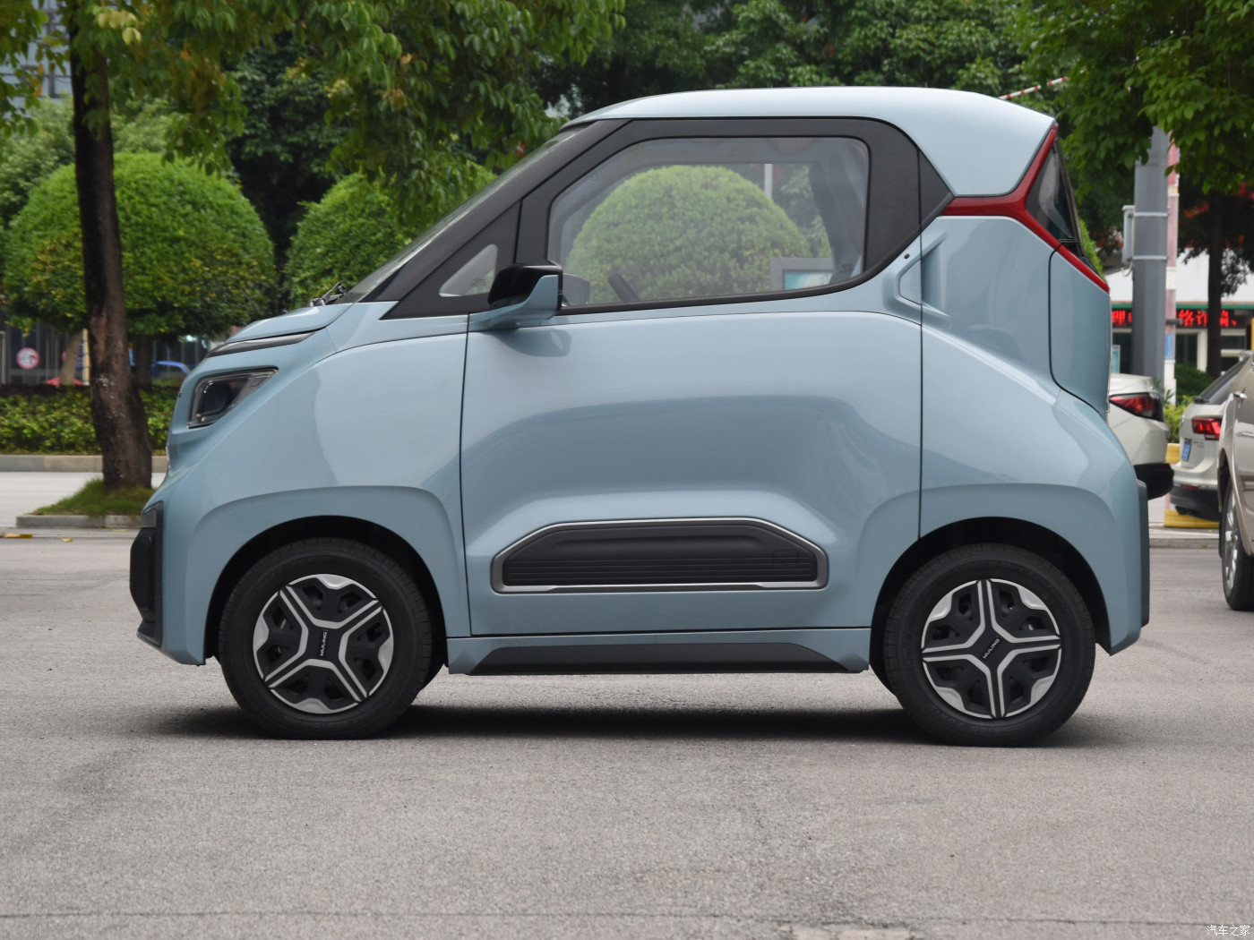 Pure Electric Wuling HongGuang Mini EV EV-854 100km/H 2 Seater