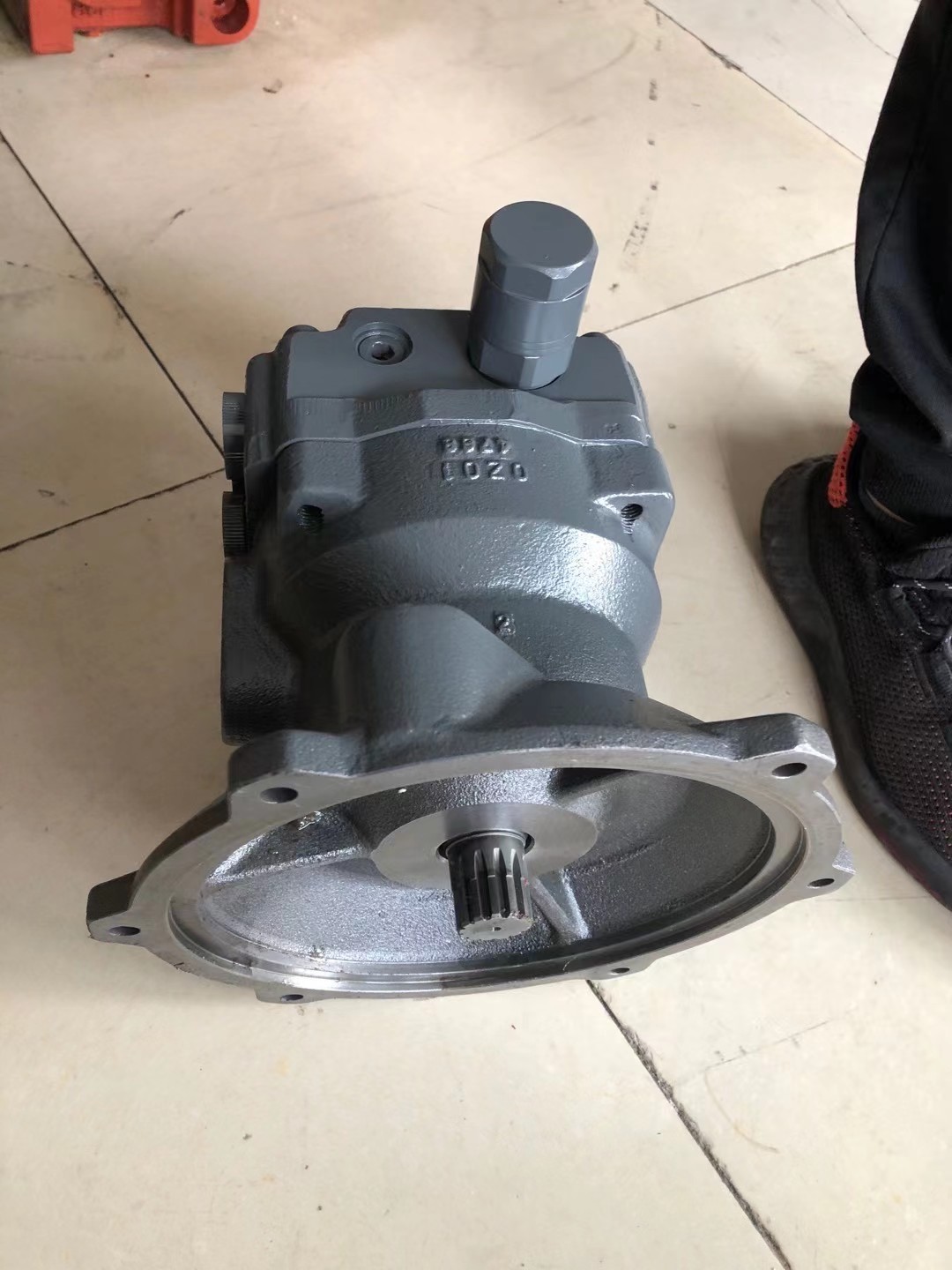 Standard Steel Slew Motor Excavator Volvo 55 Swing Drive Motor