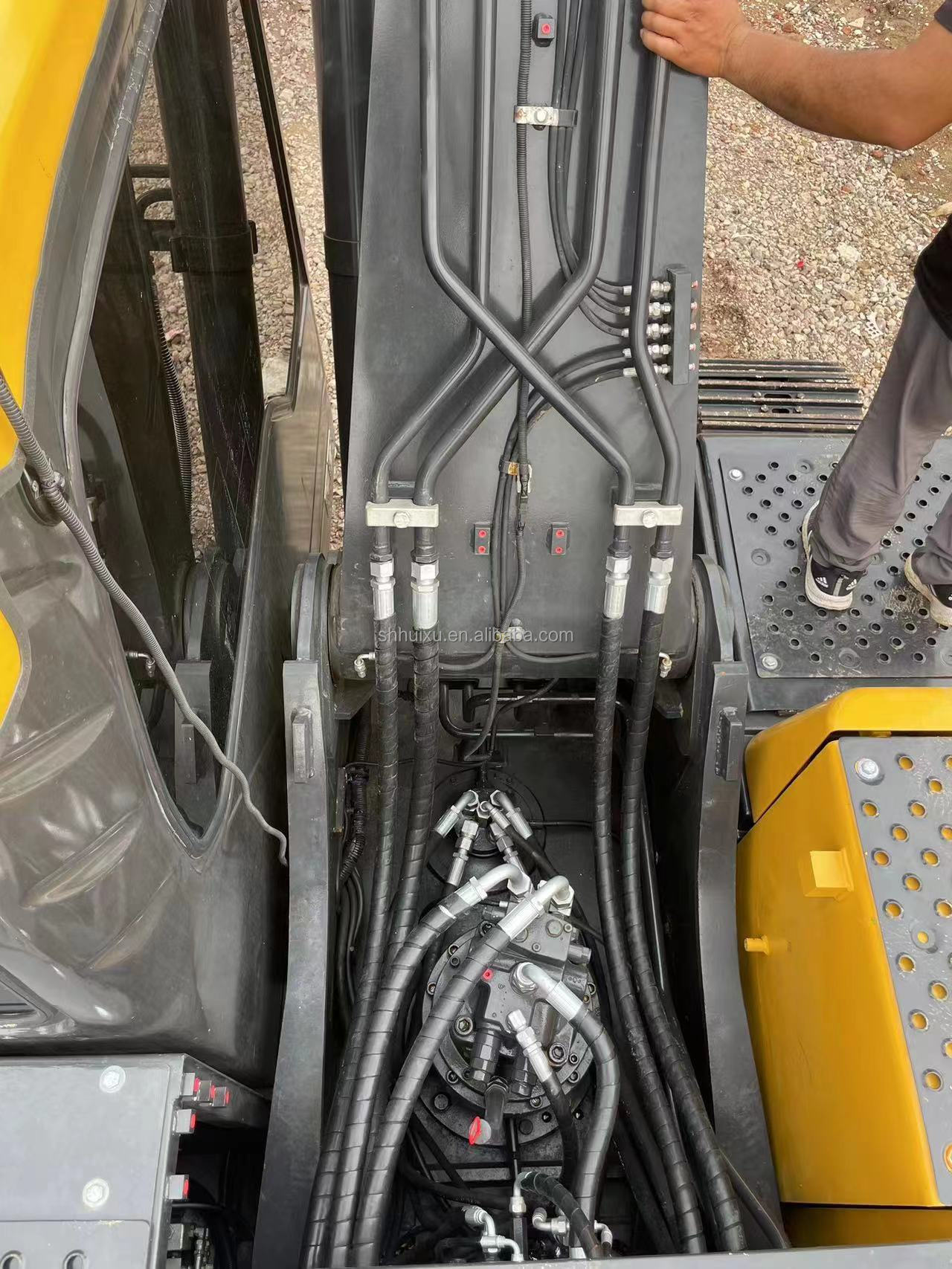 Used excavator Volvo EC210 digger used machinery 21 tons volvo excavator used second hand digger for sale