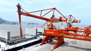 Quality Mobile Screw Type Ship Unloader Cement Coal Support Environmental Friendly wholesale