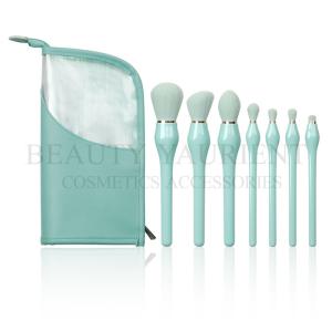 Quality Light Green Wood Handle 7pcs Face Makeup Brush Set With Bag Long Lasting wholesale